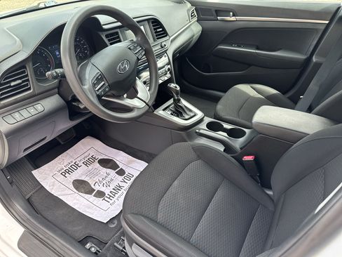 Used 2020 Hyundai Elantra SE w/ Cargo Package (C1) FWD image 24