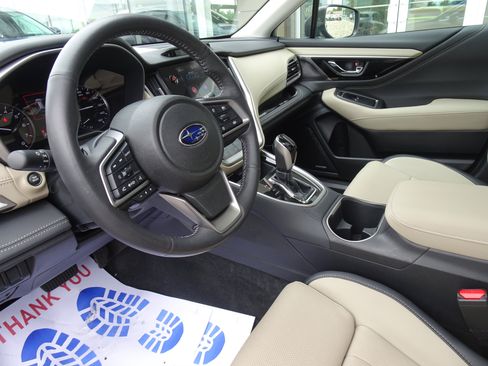 Used 2023 Subaru Outback Limited AWD/4WD image 12