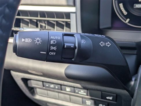 New 2025 Mitsubishi Outlander SEL image 29