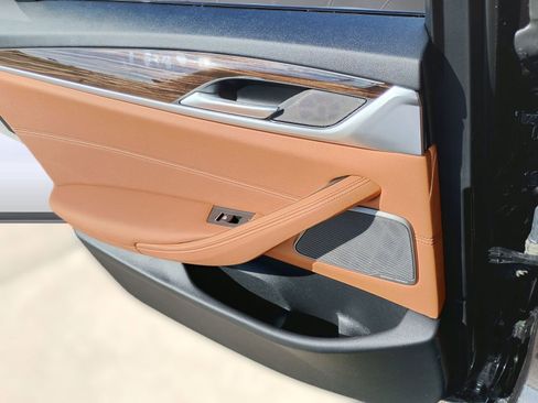 Used 2023 BMW 530i w/ M Sport Package image 22