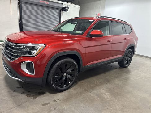 New 2025 Volkswagen Atlas SE image 6