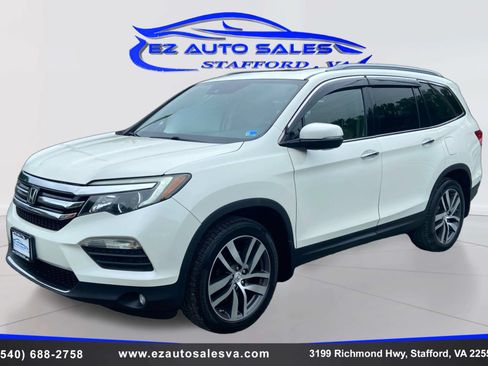 Used 2017 Honda Pilot Elite image 1