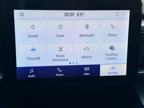 Used 2020 Ford Explorer XLT w/ Equipment Group 202A AWD/4WD image 43