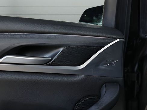 Used 2024 BMW X3 xDrive30i w/ Convenience Package image 47