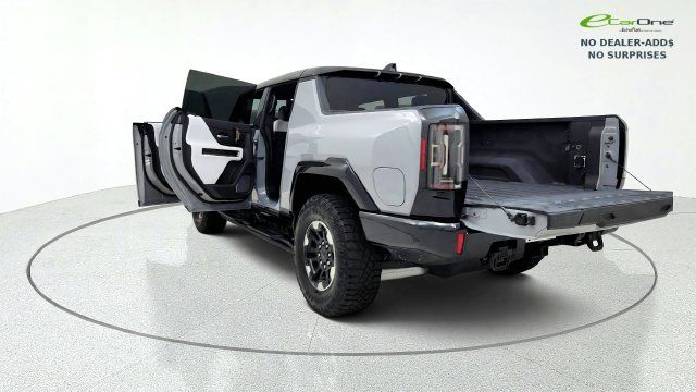Used 2025 GMC Hummer EV 2X w/ Extreme Off-Road Package AWD/4WD image 16