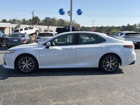 Used 2024 Toyota Camry XLE FWD image 23