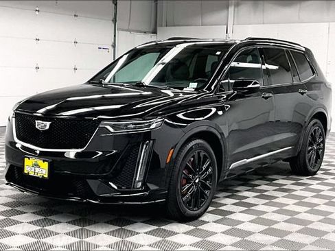 Used 2024 Cadillac XT6 Sport w/ LPO, Onyx Lite Package AWD/4WD image 12