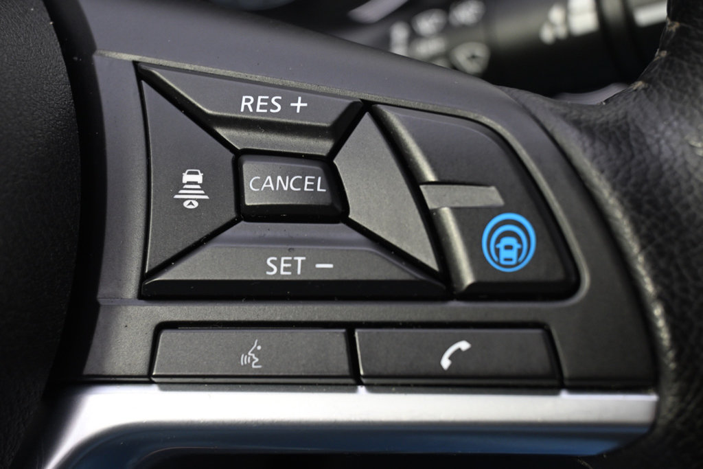 Used 2022 Nissan Rogue Sport SL AWD/4WD image 36