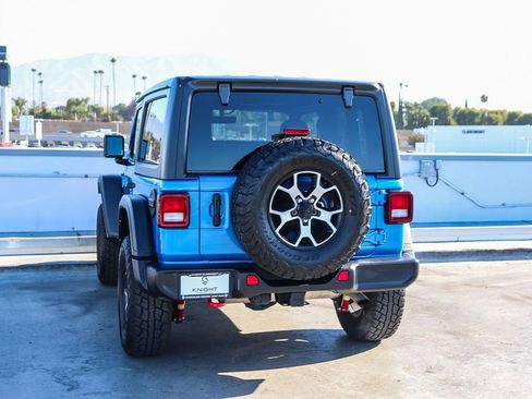 Used 2022 Jeep Wrangler Rubicon w/ Cold Weather Group AWD/4WD image 7