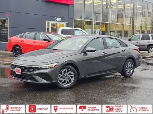 Used 2024 Hyundai Elantra SEL FWD image 1