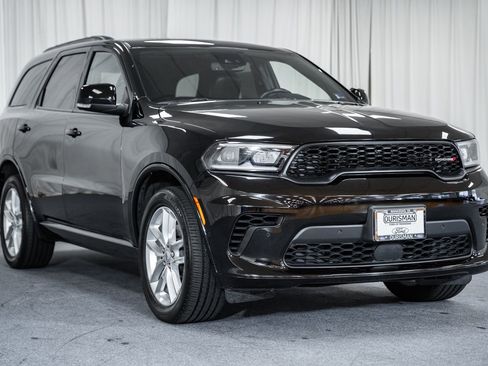 Used 2025 Dodge Durango GT AWD/4WD image 1