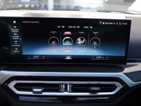 Certified 2024 BMW 330i Sedan w/ Convenience Package image 17