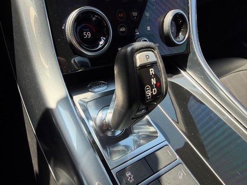 Used 2019 Land Rover Range Rover Sport HSE image 46