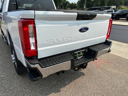 Used 2023 Ford F250 XLT w/ Snow Plow Prep Package AWD/4WD image 22