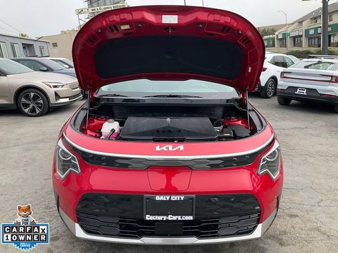 Used 2024 Kia Niro Wind FWD image 13