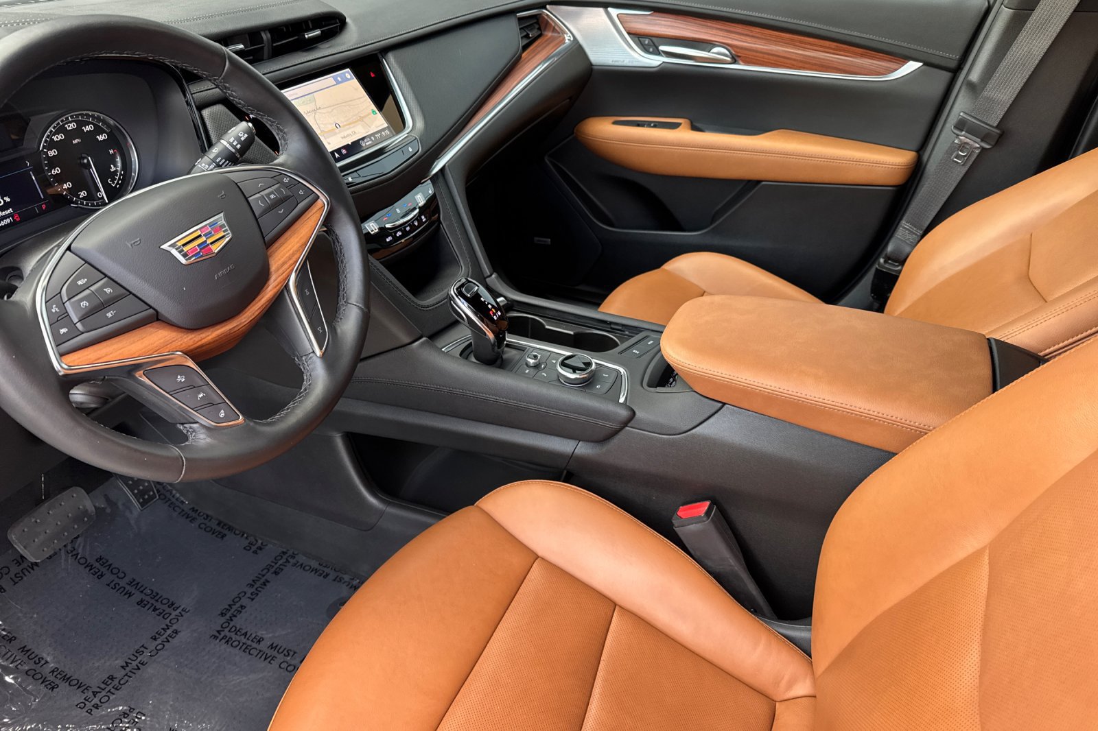 Used 2024 Cadillac XT5 Premium Luxury FWD image 9