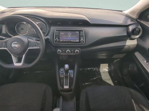 Used 2021 Nissan Kicks S FWD image 11