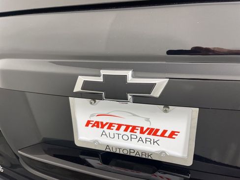 Used 2018 Chevrolet Tahoe LT image 21