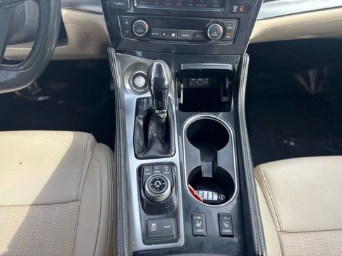 Used 2021 Nissan Maxima 3.5 SV w/ Floor Mat Group image 16