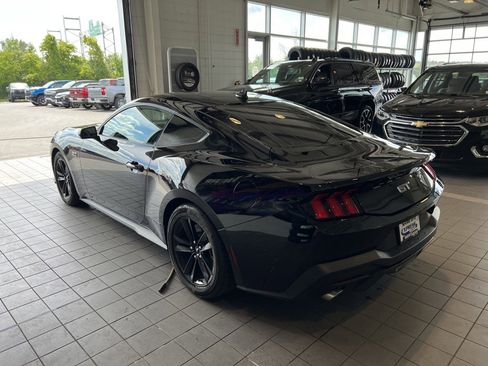 Used 2024 Ford Mustang GT image 6
