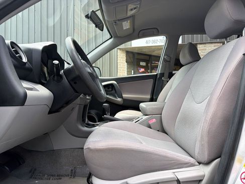 Used 2008 Toyota RAV4 2WD image 9