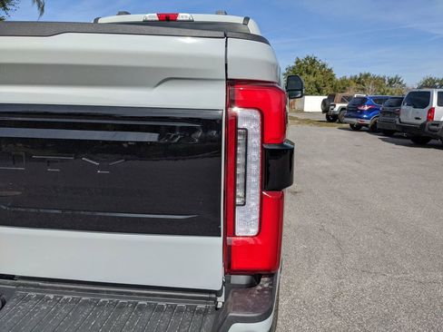 New 2026 Ford F250 Platinum AWD/4WD image 12