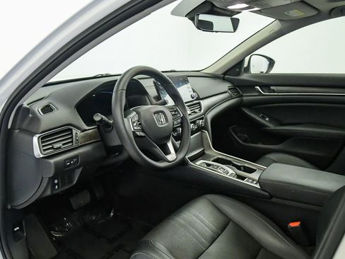 Used 2018 Honda Accord EX-L image 17