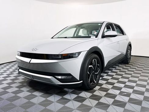 Used 2023 Hyundai Ioniq 5 SEL w/ Cargo Package image 3