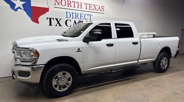 Used 2023 RAM 2500 Tradesman w/ Chrome Appearance Group AWD/4WD image 12