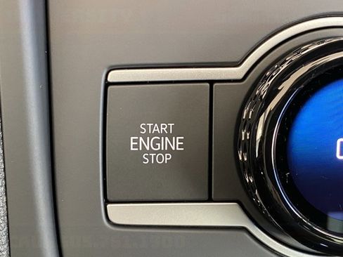 New 2026 Volkswagen Tiguan SE AWD/4WD image 13