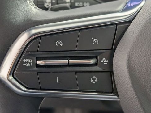 Used 2024 Chevrolet Traverse RS image 16