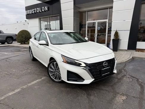 Used 2024 Nissan Altima 2.5 SL image 5