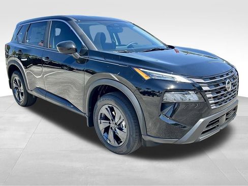 New 2026 Nissan Rogue SV w/ Cold Weather Package FWD image 3