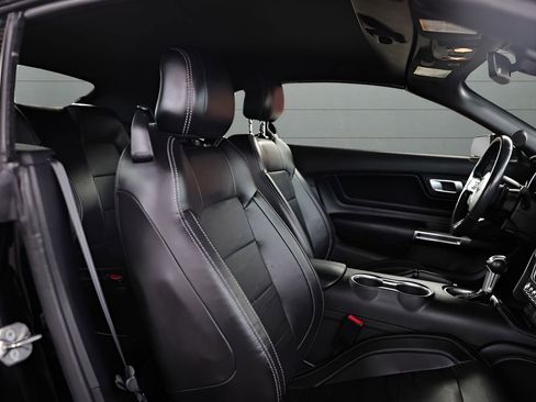 Used 2022 Ford Mustang GT Premium w/ GT Performance Package image 57