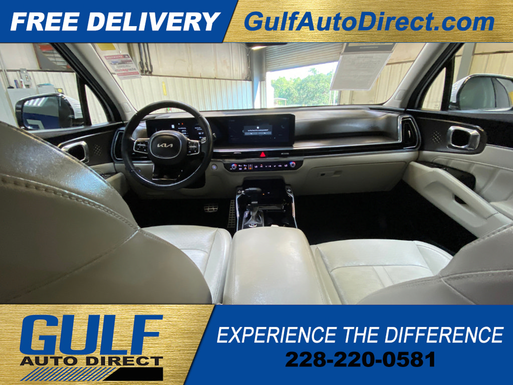 Used 2025 Kia Sorento SX FWD image 2