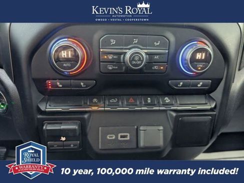 Used 2020 Chevrolet Silverado 1500 LT Trail Boss w/ Convenience Package AWD/4WD image 9