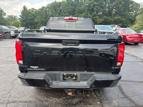 Used 2024 Chevrolet Colorado Z71 w/ Z71 Convenience Package 2 AWD/4WD image 4