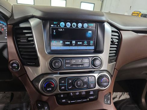Used 2020 Chevrolet Tahoe Premier AWD/4WD image 20