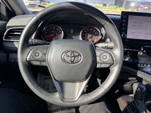 Used 2024 Toyota Camry XSE FWD image 6