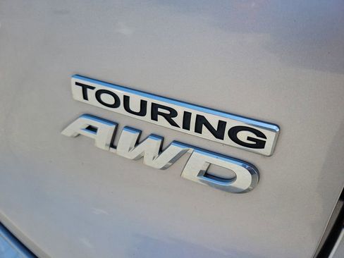 Used 2016 Honda Pilot Touring image 7
