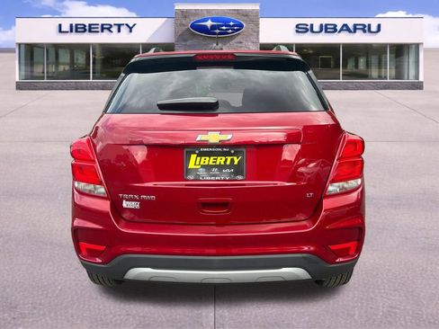 Used 2020 Chevrolet Trax LT AWD/4WD image 4