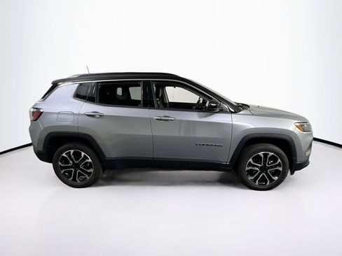 Used 2022 Jeep Compass Limited w/ Sun and Sound Group image 4