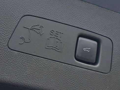 Certified 2024 Lincoln Corsair AWD w/ Equipment Group 101A image 30