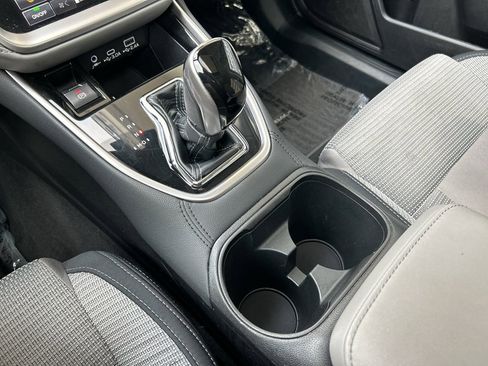 Used 2025 Subaru Outback Premium image 22