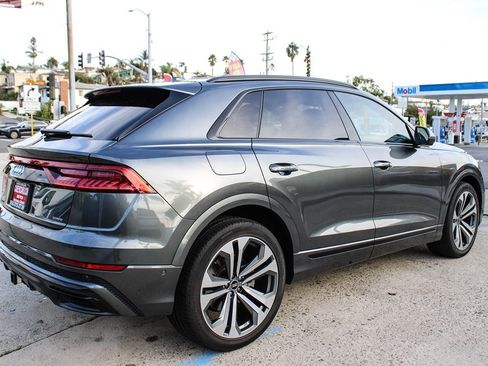 Used 2021 Audi Q8 Prestige image 6
