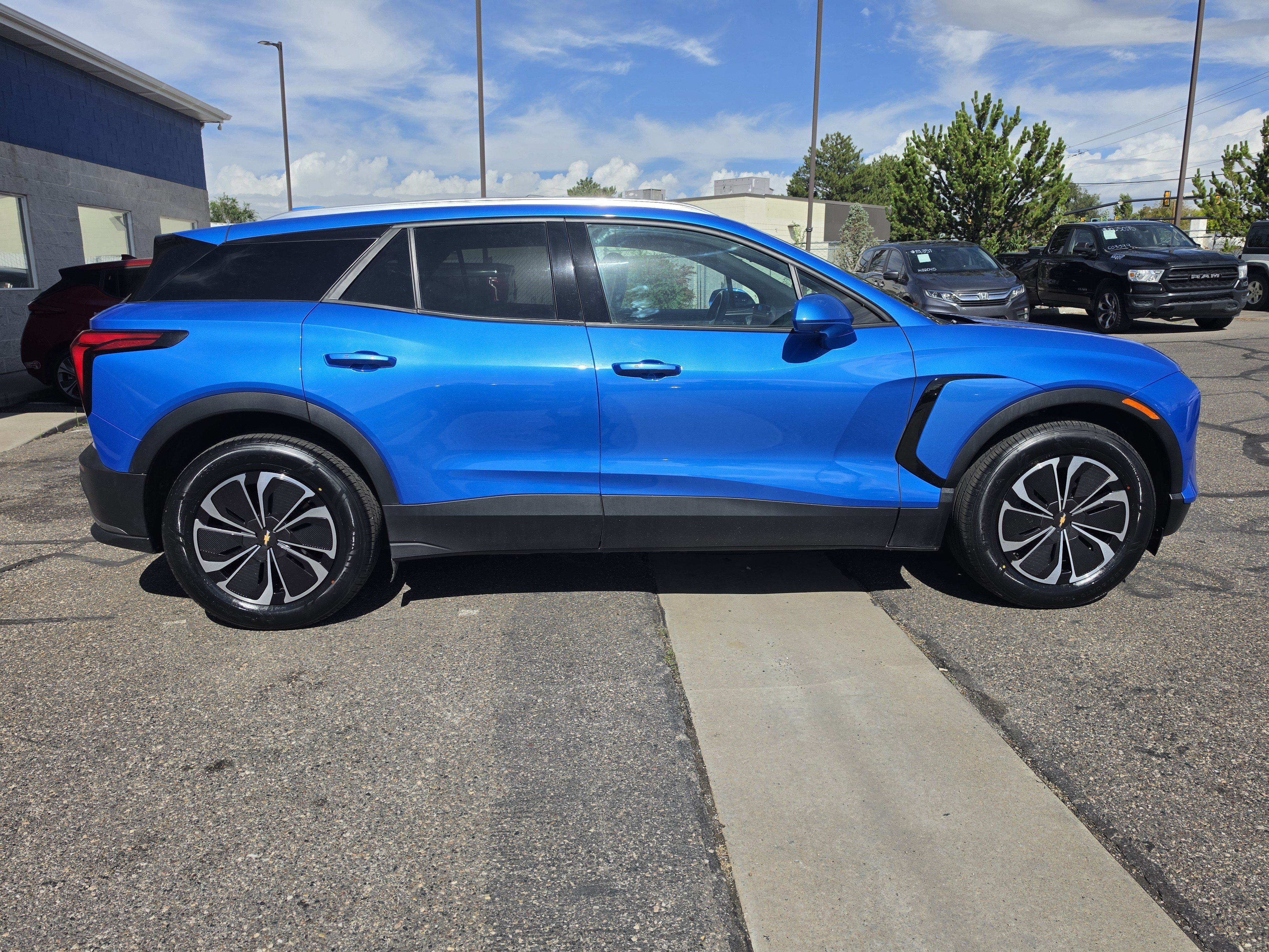 Used 2024 Chevrolet Blazer EV LT AWD/4WD image 8