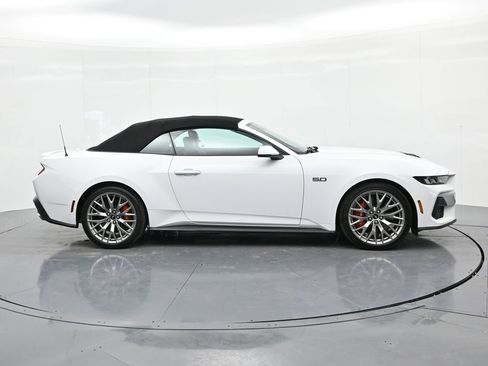 Used 2024 Ford Mustang GT Premium image 5