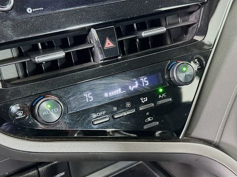 Used 2024 Toyota Camry LE image 17