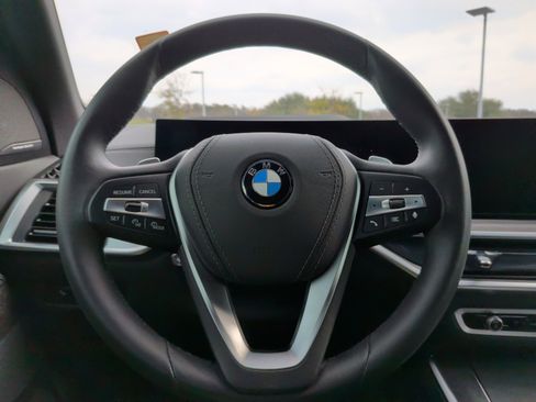 Certified 2025 BMW X5 xDrive40i w/ Premium Package image 21