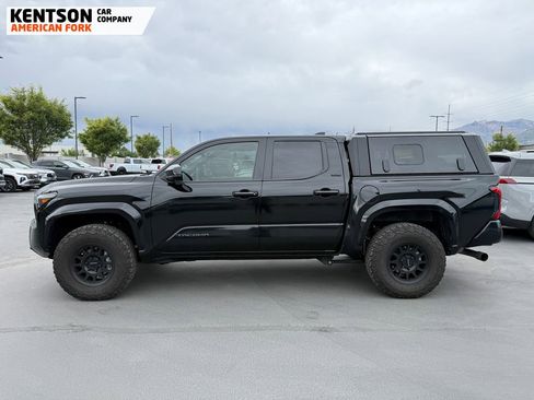Used 2024 Toyota Tacoma SR5 AWD/4WD image 2